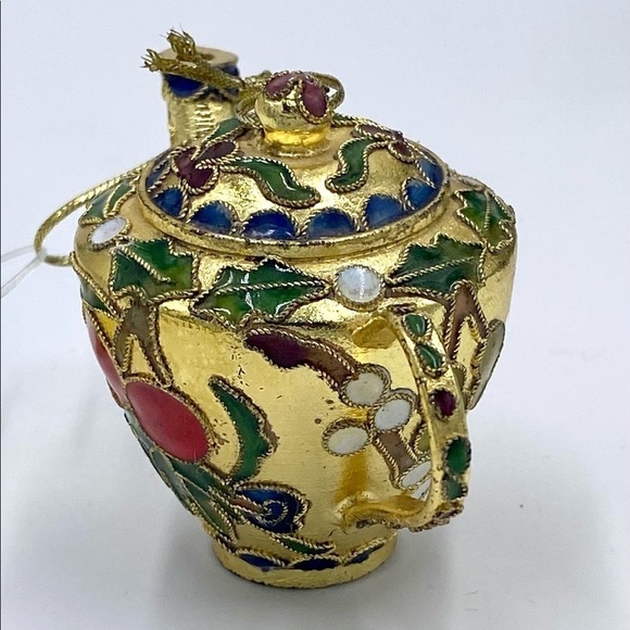 VTG 2” Cloisonné Teapot Christmas Ornament Red and gold Holly Enamel 2.5” tall. - Picture 3 of 10